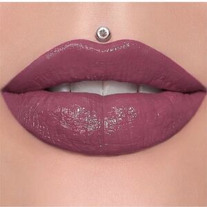 JEFFREY STAR SUPREME GLOSS IMPROPER